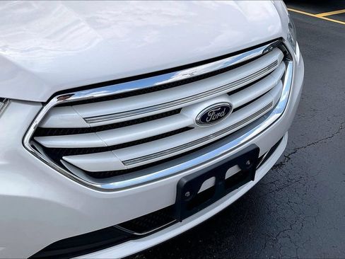 Used 2019 Ford Taurus Limited AWD/4WD image 30