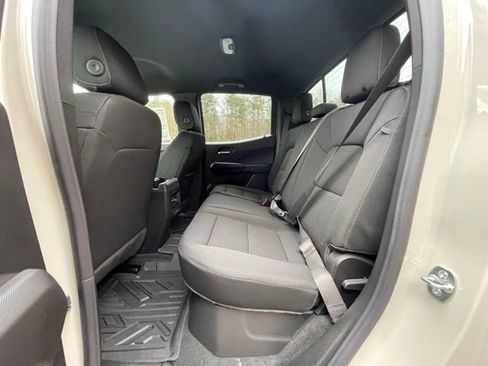 New 2026 GMC Canyon Elevation w/ Convenience Package image 20