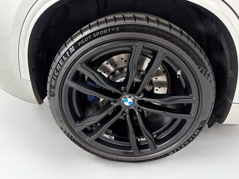 Used 2017 BMW X5 M AWD/4WD image 32