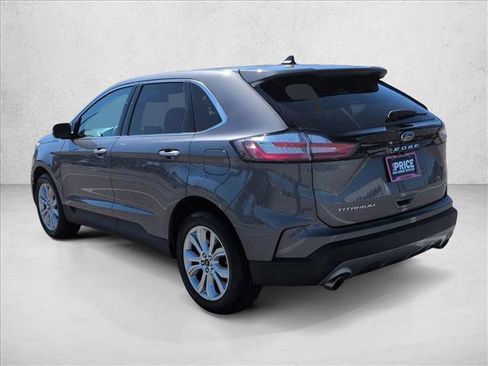 Used 2024 Ford Edge Titanium image 8