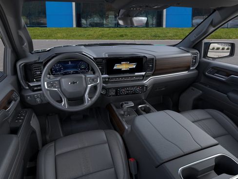 New 2026 Chevrolet Silverado 1500 High Country w/ High Country Premium Package AWD/4WD image 3