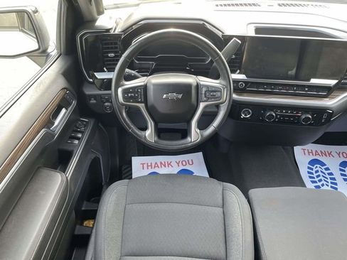 Used 2022 Chevrolet Silverado 1500 RST image 11