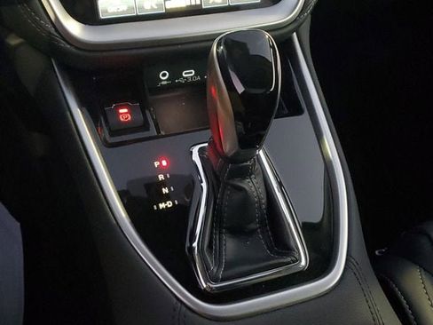 Used 2025 Subaru Outback Limited w/ Popular Package #2 image 34