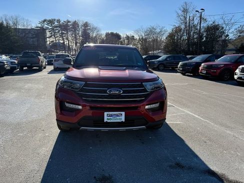 Used 2023 Ford Explorer XLT w/ Equipment Group 202A image 8