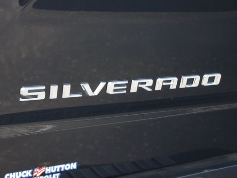 Used 2025 Chevrolet Silverado 1500 LT Trail Boss w/ Convenience Package II AWD/4WD image 20