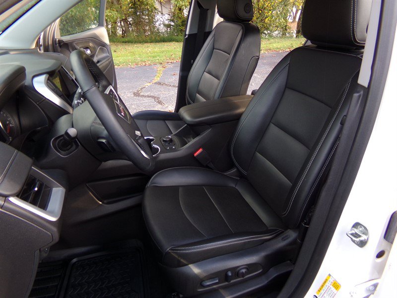 Used 2024 GMC Terrain SLT AWD/4WD image 18