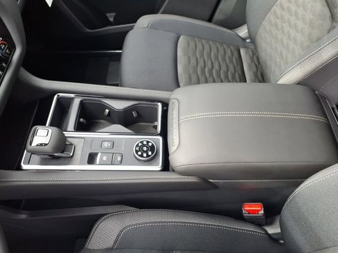 New 2026 Nissan Pathfinder SV image 15