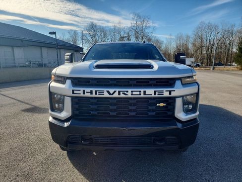 Used 2022 Chevrolet Silverado 2500 Custom w/ Custom Convenience Package image 10