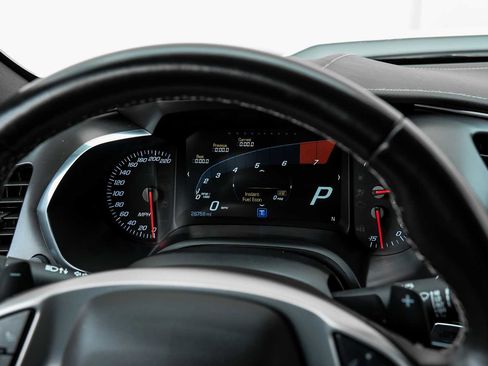 Used 2019 Chevrolet Corvette Z06 image 16