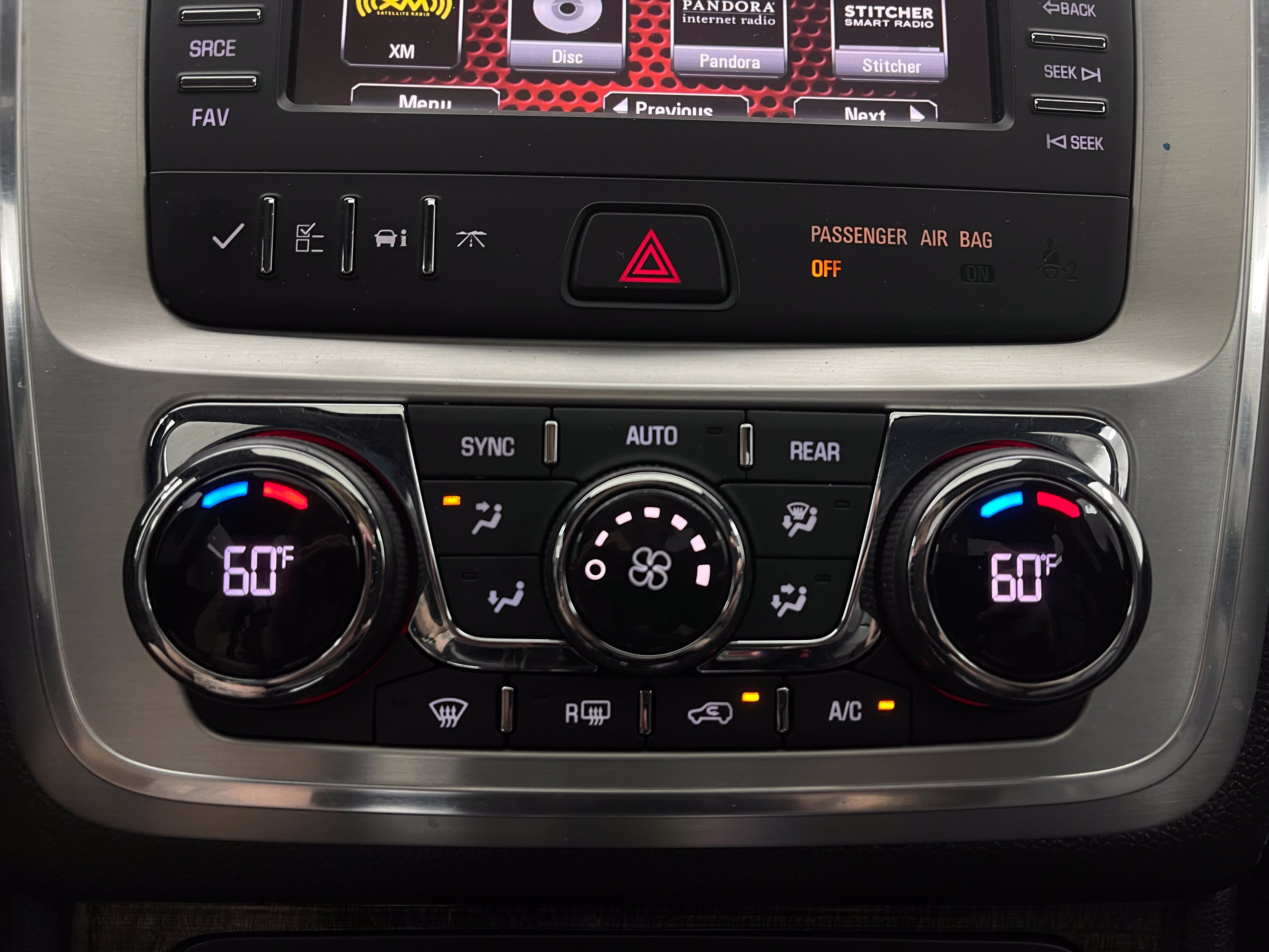 Used 2015 GMC Acadia SLT FWD image 28