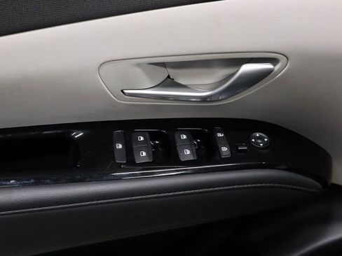 Used 2024 Hyundai Tucson Limited AWD/4WD image 24