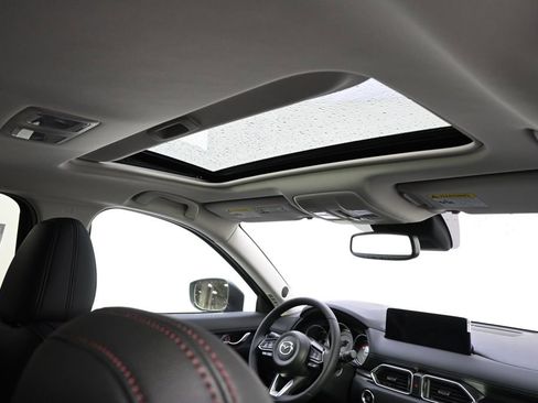 New 2025 MAZDA CX-5 Carbon Edition image 17