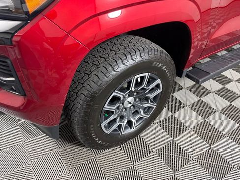 Used 2023 Chevrolet Colorado Z71 w/ Z71 Convenience Package 2 image 10