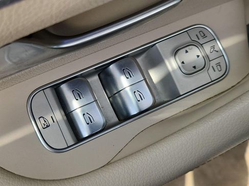 Used 2020 Mercedes-Benz GLS 450 4MATIC image 15