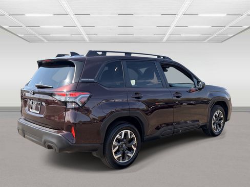 Certified 2026 Subaru Forester Premium AWD/4WD image 5