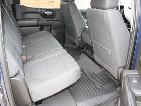 Used 2022 Chevrolet Silverado 1500 LT image 17