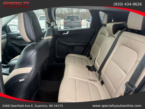 Used 2021 Ford Escape Titanium image 21