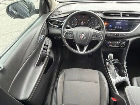 Used 2021 Buick Encore GX Preferred w/ Cold Weather Comfort Package AWD/4WD image 19