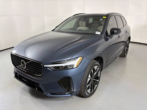 New 2026 Volvo XC60 B5 Plus w/ Protection Package Premier AWD/4WD image 4