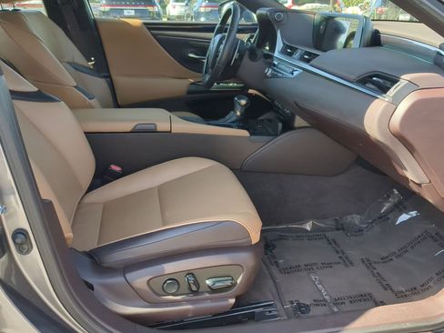 Used 2021 Lexus ES 350 w/ Premium Package FWD image 23