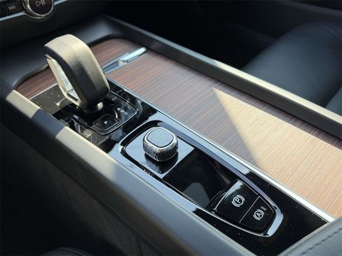 Used 2016 Subaru Forester 2.5i w/ Popular Package #1 image 6