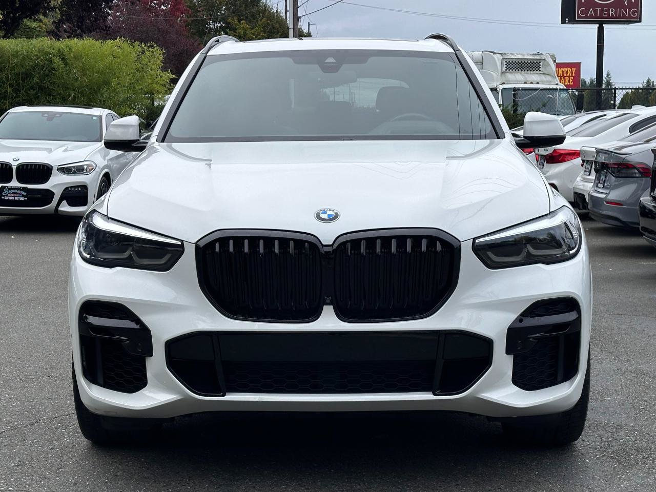Used 2022 BMW X5 xDrive40i w/ M Sport Package AWD/4WD image 45