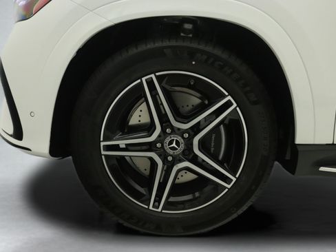 New 2026 Mercedes-Benz GLE 450 4MATIC Coupe image 11