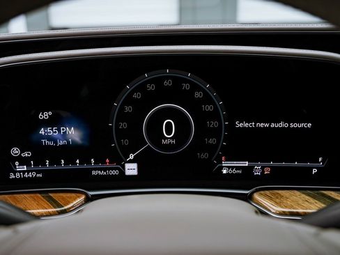 Used 2021 Cadillac Escalade Sport Platinum w/ LPO, ONYX Package image 15