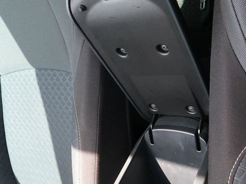 Used 2021 Toyota C-HR LE image 28