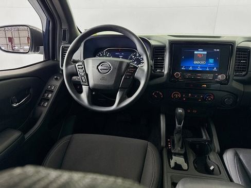Used 2023 Nissan Frontier SV w/ Midnight Edition Package image 21