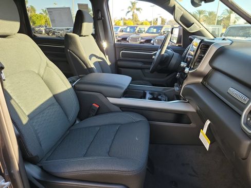 New 2026 RAM 1500 Big Horn AWD/4WD image 16