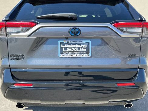 Used 2024 Toyota RAV4 XSE w/ Weather Package AWD/4WD image 10