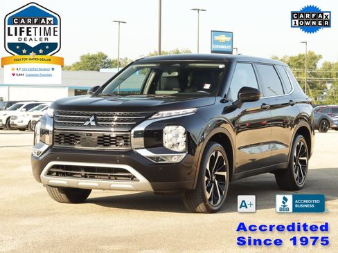 Used 2024 Mitsubishi Outlander SE Black Edition AWD/4WD image 3