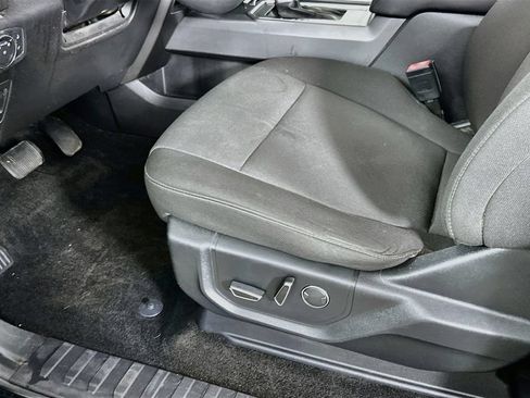 Used 2018 Ford F150 XLT w/ Equipment Group 302A Luxury AWD/4WD image 26