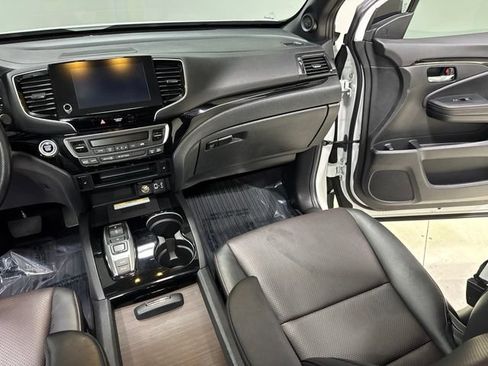 Used 2023 Honda Ridgeline Black Edition image 22