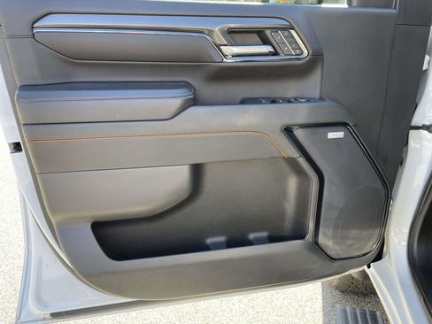 Used 2024 GMC Sierra 2500 AT4 w/ AT4 Premium Plus Package image 12