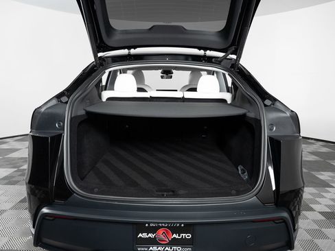 Used 2026 Tesla Model Y AWD image 20