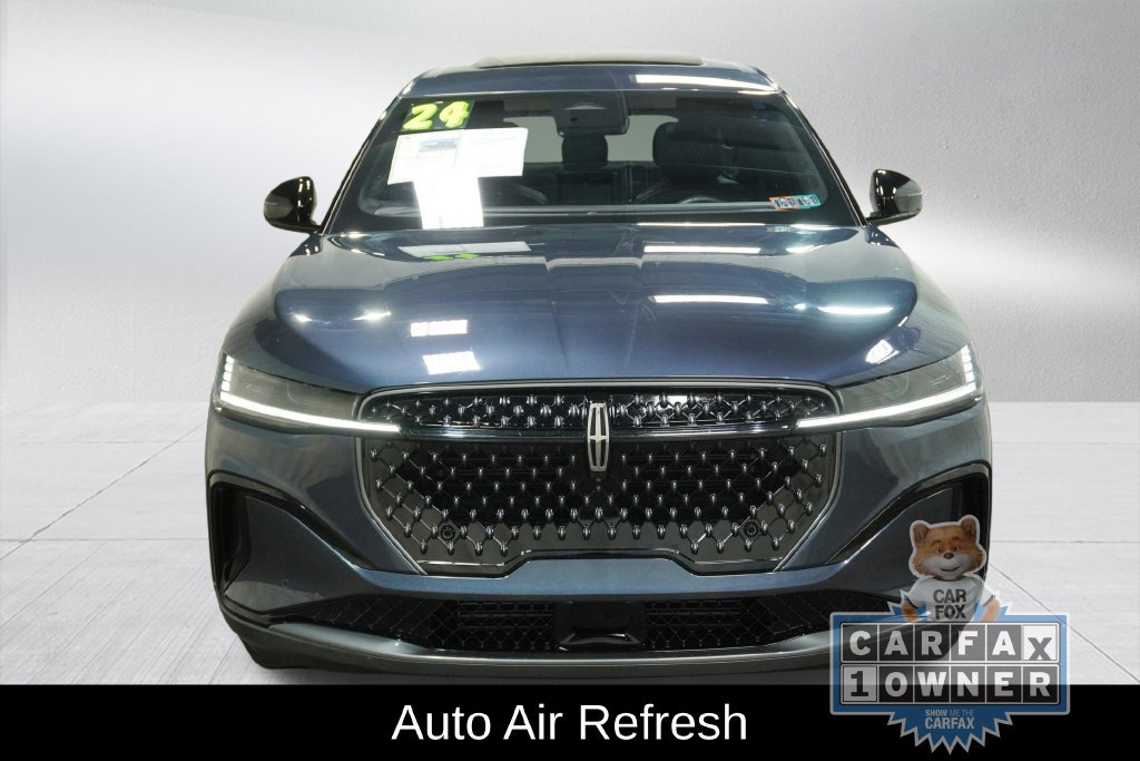 Used 2024 Lincoln Nautilus Premier w/ Equipment Group 102A AWD/4WD image 12