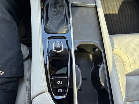 Used 2022 Volvo XC90 T6 Inscription w/ Advanced Package AWD/4WD image 20