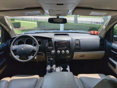 Used 2012 Toyota Tundra 2WD CrewMax w/ SR5 Pkg image 27
