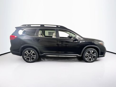 Used 2023 Subaru Ascent Limited w/ Technology Package AWD/4WD image 4