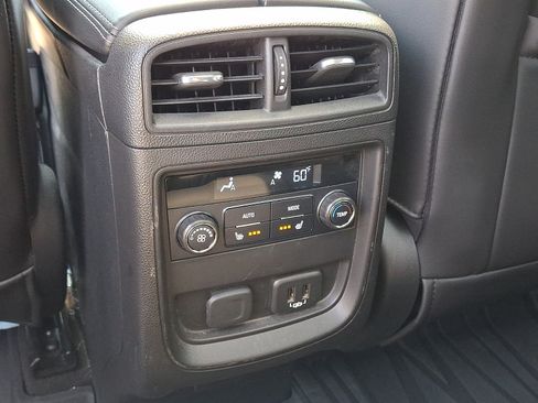 Used 2019 Buick Envision Premium w/ LPO, Active Package AWD/4WD image 11