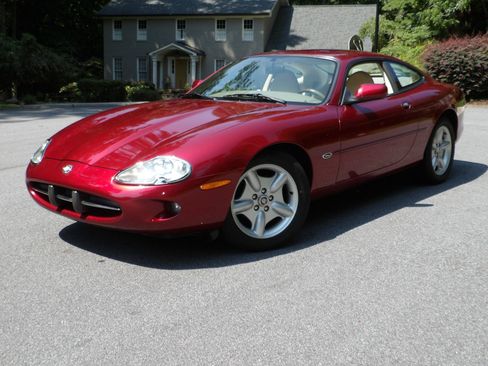 Used 1997 Jaguar XK8 Coupe RWD image 10