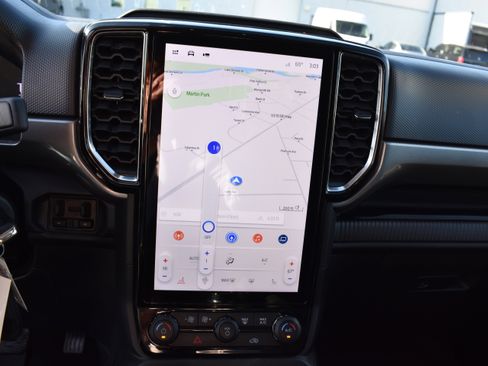 Used 2024 Ford Ranger XLT w/ FX4 Off-Road Package image 19