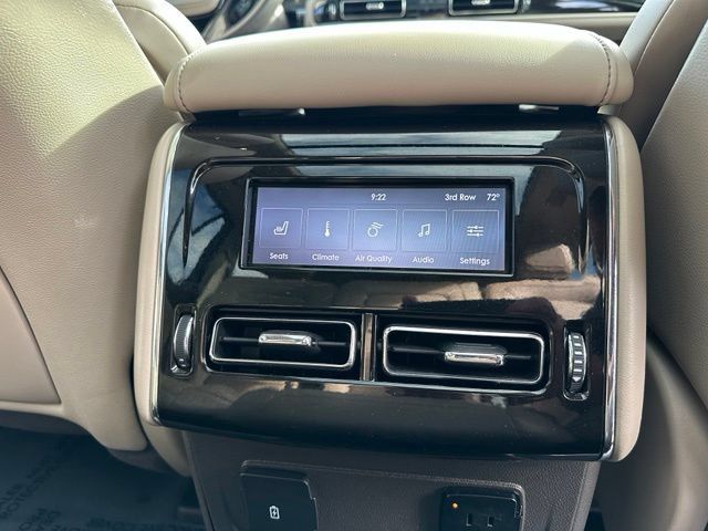 Used 2023 Lincoln Aviator Reserve w/ Equipment Group 201A AWD/4WD image 19