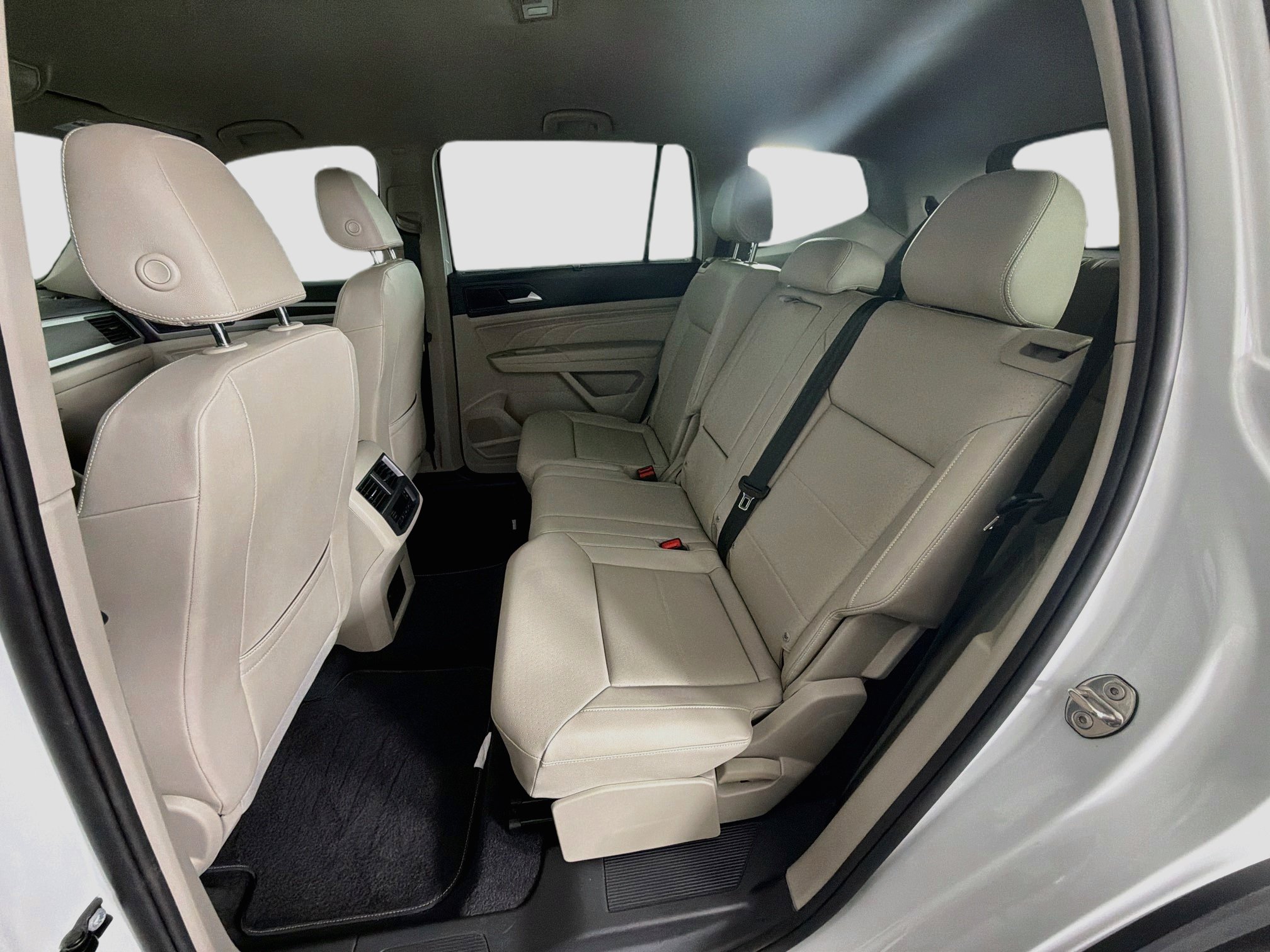 Used 2023 Volkswagen Atlas SE FWD image 28