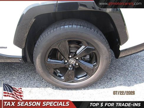 Used 2021 Toyota RAV4 XSE AWD/4WD image 9