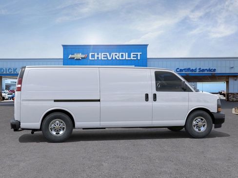New 2025 Chevrolet Express 3500 Extended w/ Driver Convenience Package RWD image 6