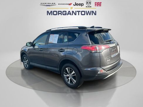 Used 2018 Toyota RAV4 XLE image 7