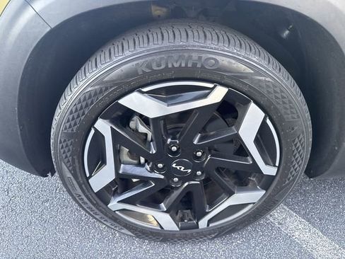 Certified 2024 Kia Seltos SX image 32